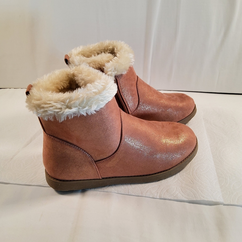 Cat & Jack girls boots